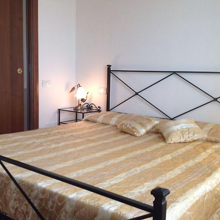 Agriturismo Belvedere Пеша-Романа Номер фото